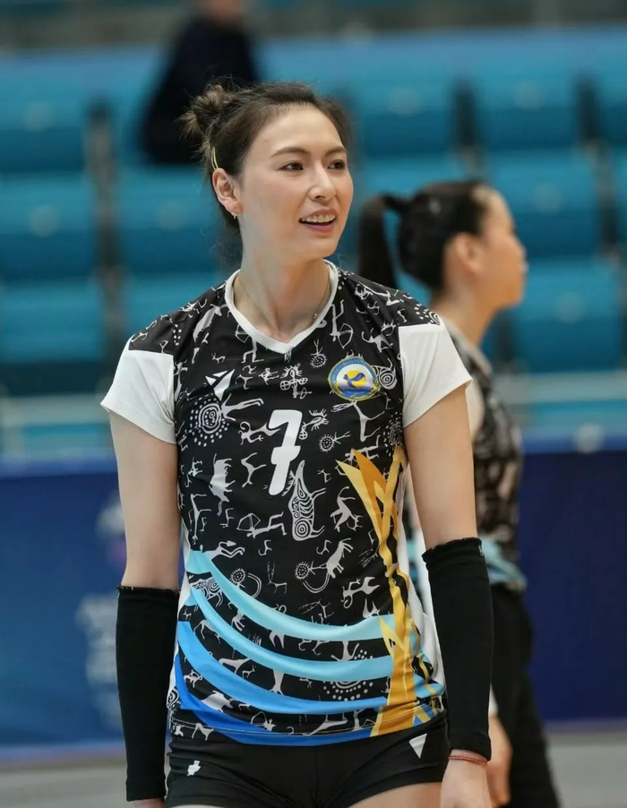 官网登录入口-留洋扬威！缪伊雯率队冲决赛，王艺竹狂砍34分，越南媒体盛赞|女排|杰特|哈萨克斯坦女排|中国女排|球队_新浪体育_新浪新闻